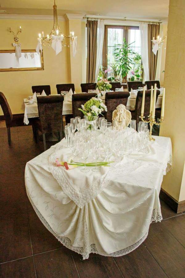 Bialy Kruk Hotel Starogard Gdański Exterior foto